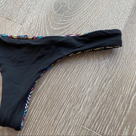 L*Space Ixtapa Reversible Bikini Bottom - Picture 4 of 9